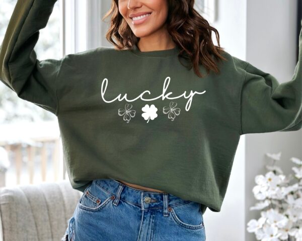 Lucky Clover St Patrick's Day Sweatshirt Lucky Four leaf Shamrock Saint Patrick's Day - Image 32